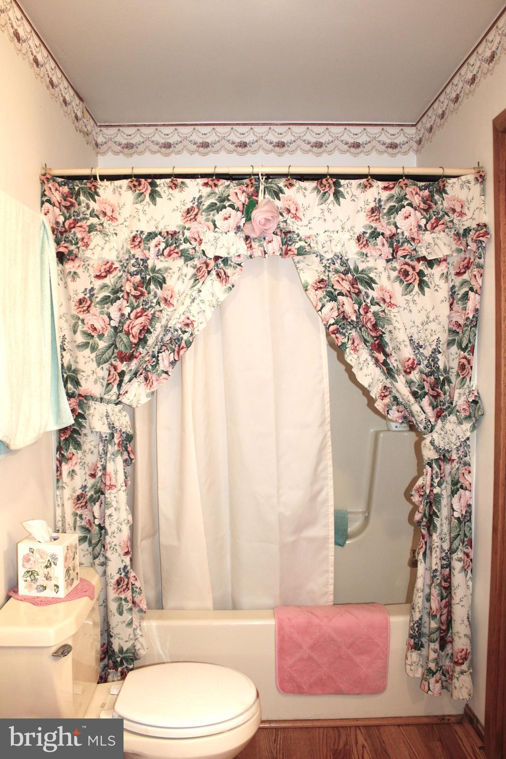 THE PINNACLE - Residential