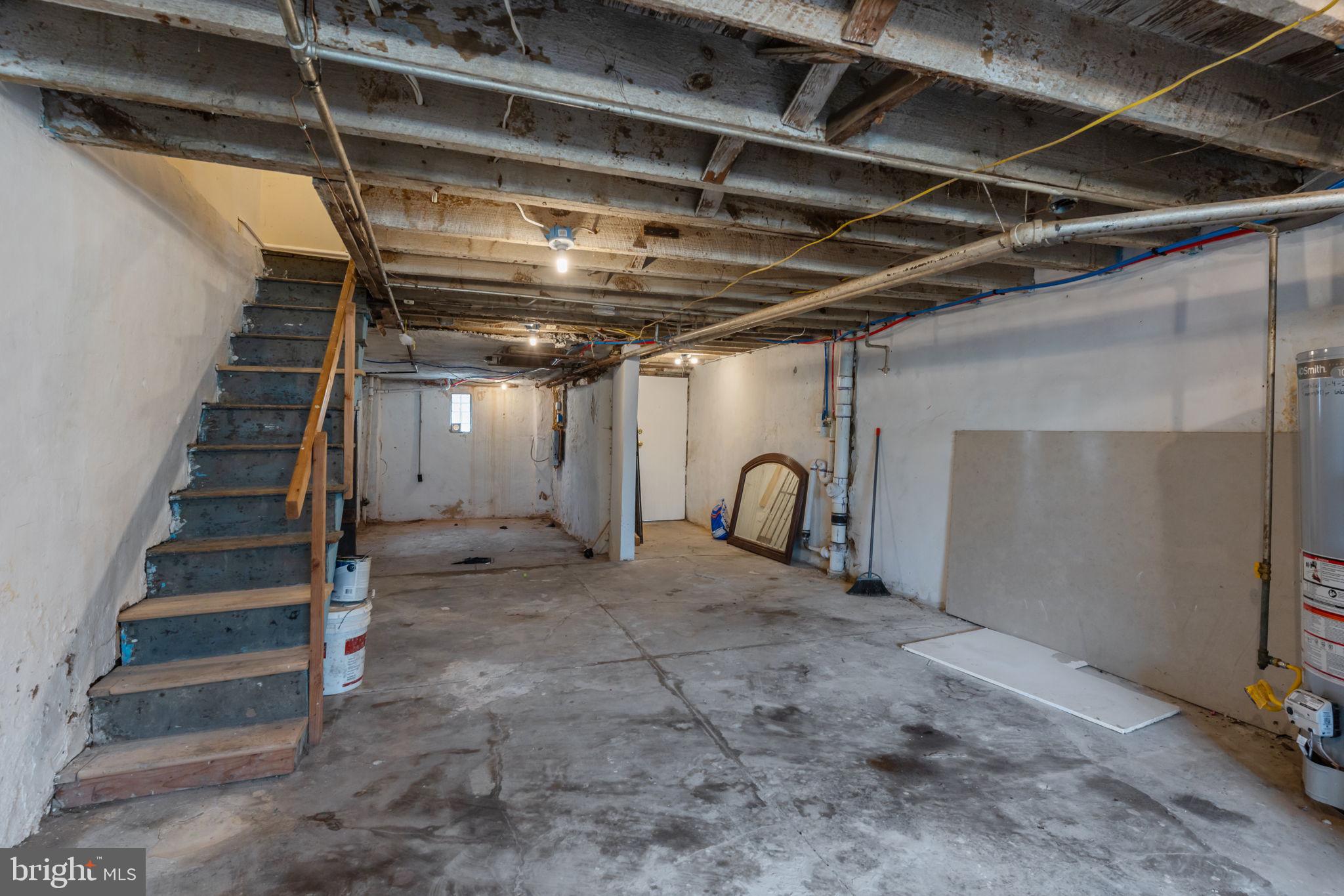 WEST OAK LANE - Residential