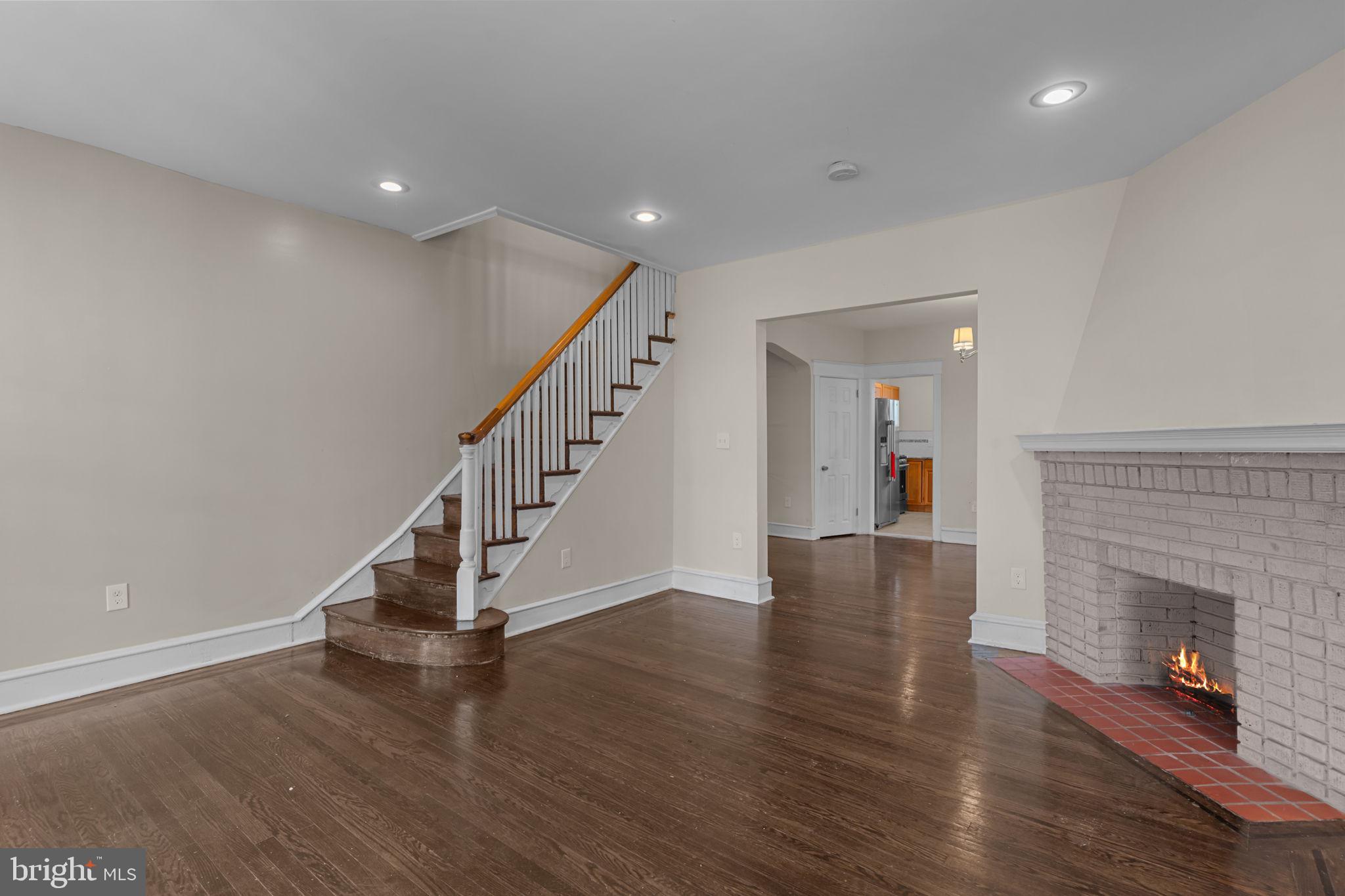 WEST OAK LANE - Residential