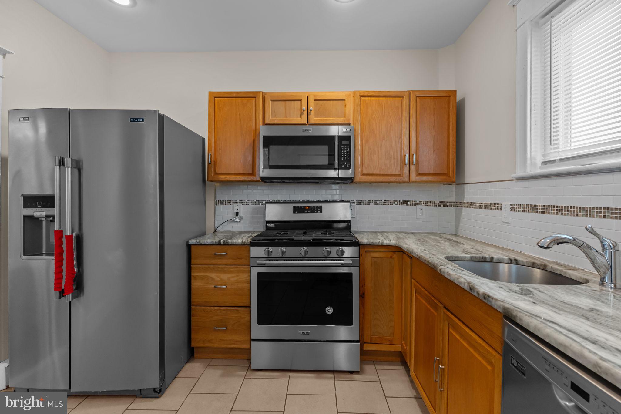 WEST OAK LANE - Residential