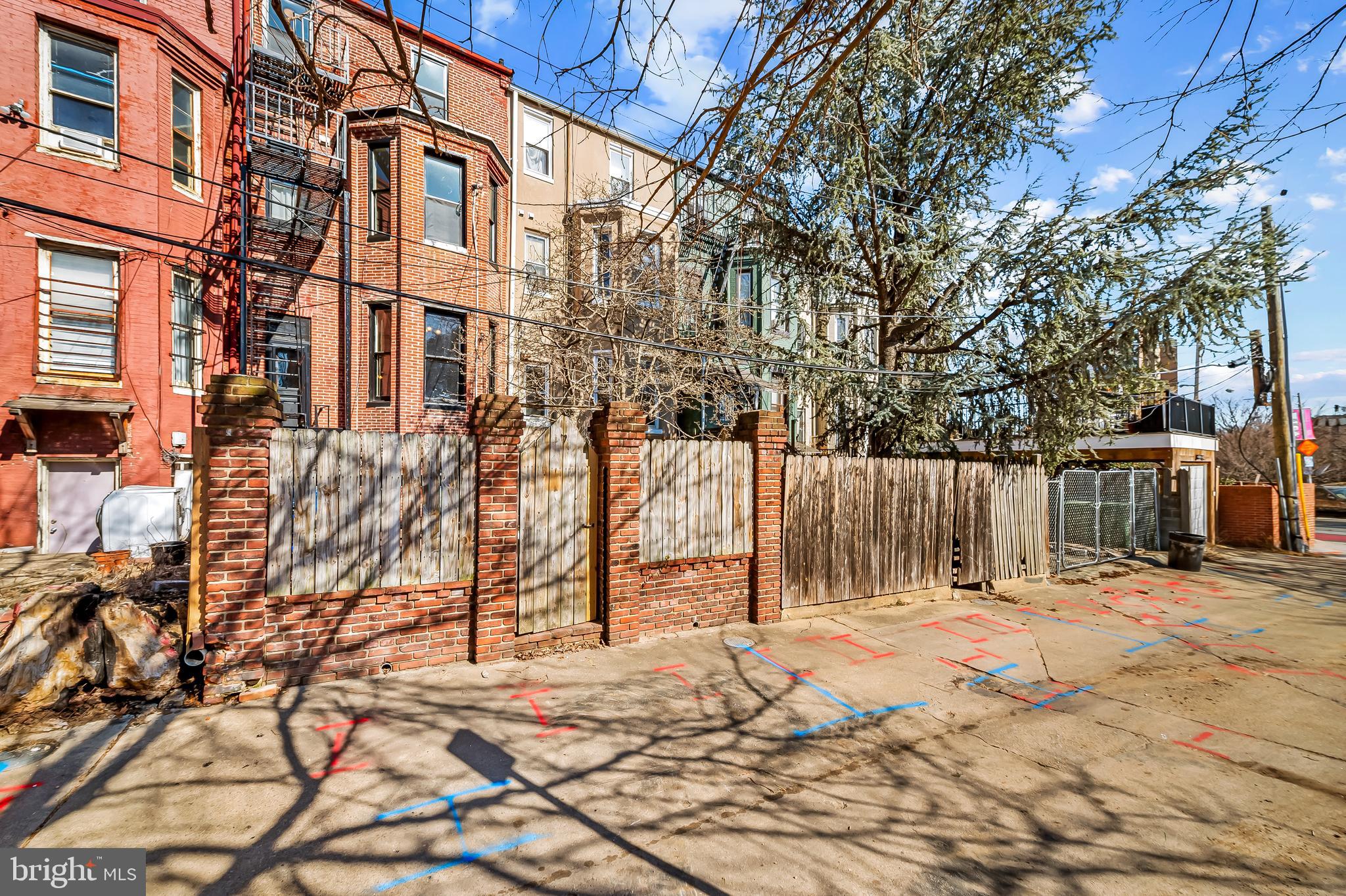 RESERVOIR HILL - Residential