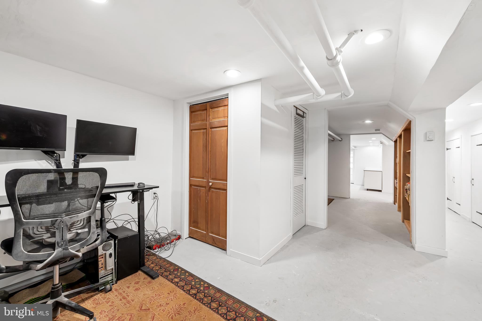 RESERVOIR HILL - Residential