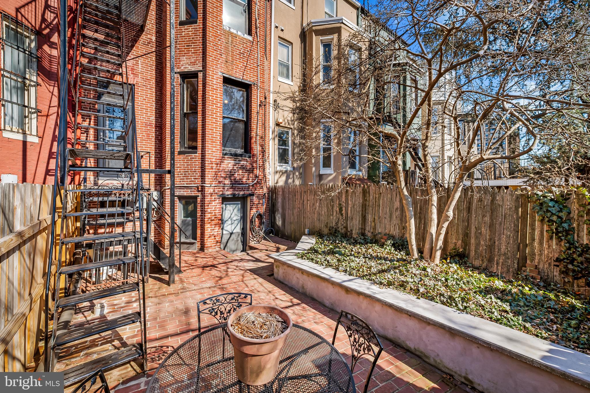 RESERVOIR HILL - Residential