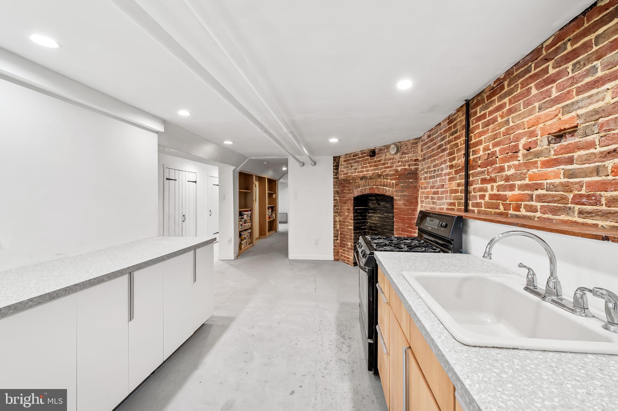 RESERVOIR HILL - Residential