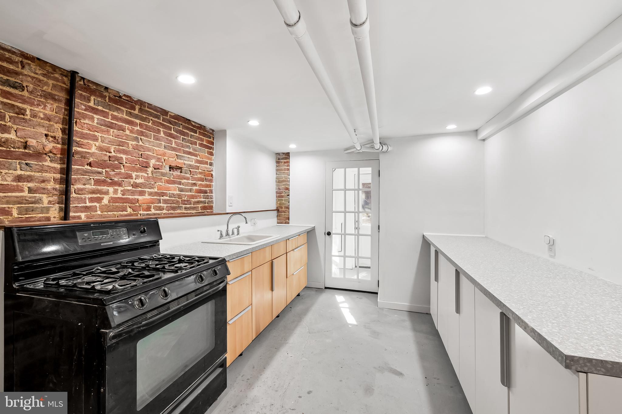 RESERVOIR HILL - Residential