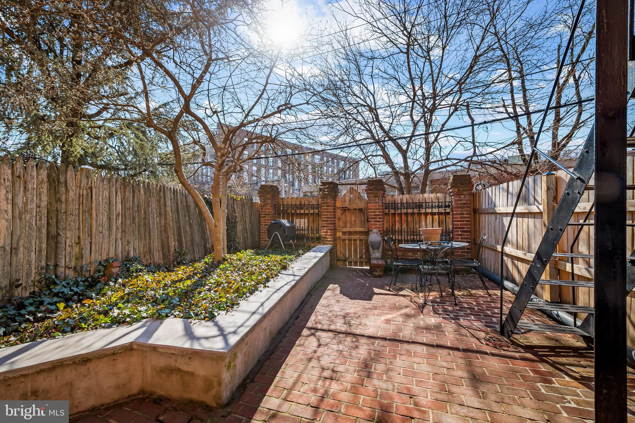 RESERVOIR HILL - Residential