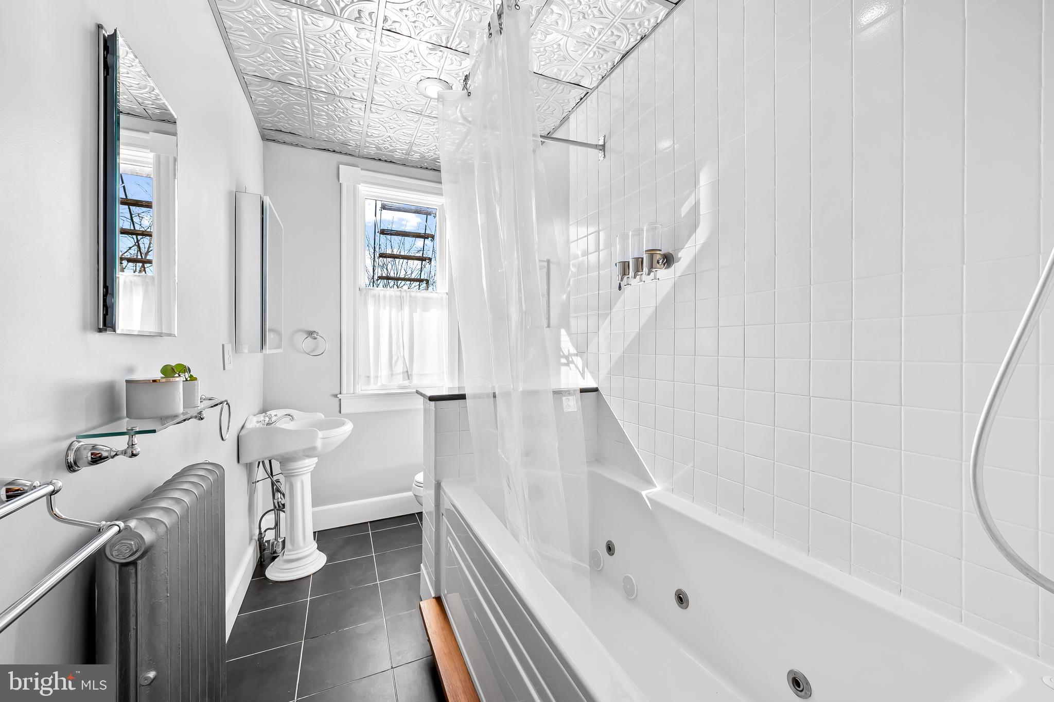 RESERVOIR HILL - Residential