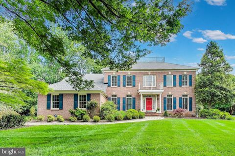 10106 WATERSIDE DRIVE BURKE VA 22015