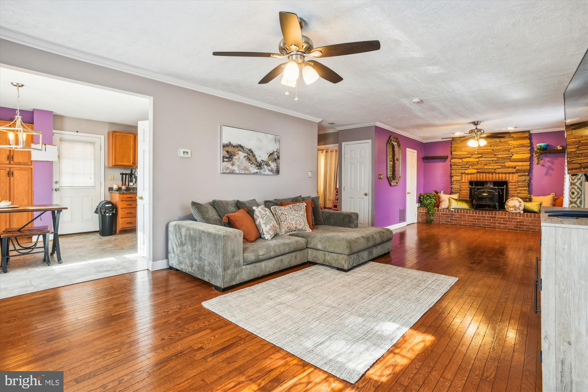 BROAD ACRES - Residential