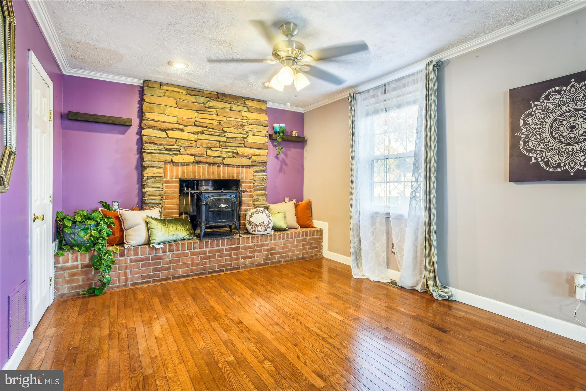 BROAD ACRES - Residential