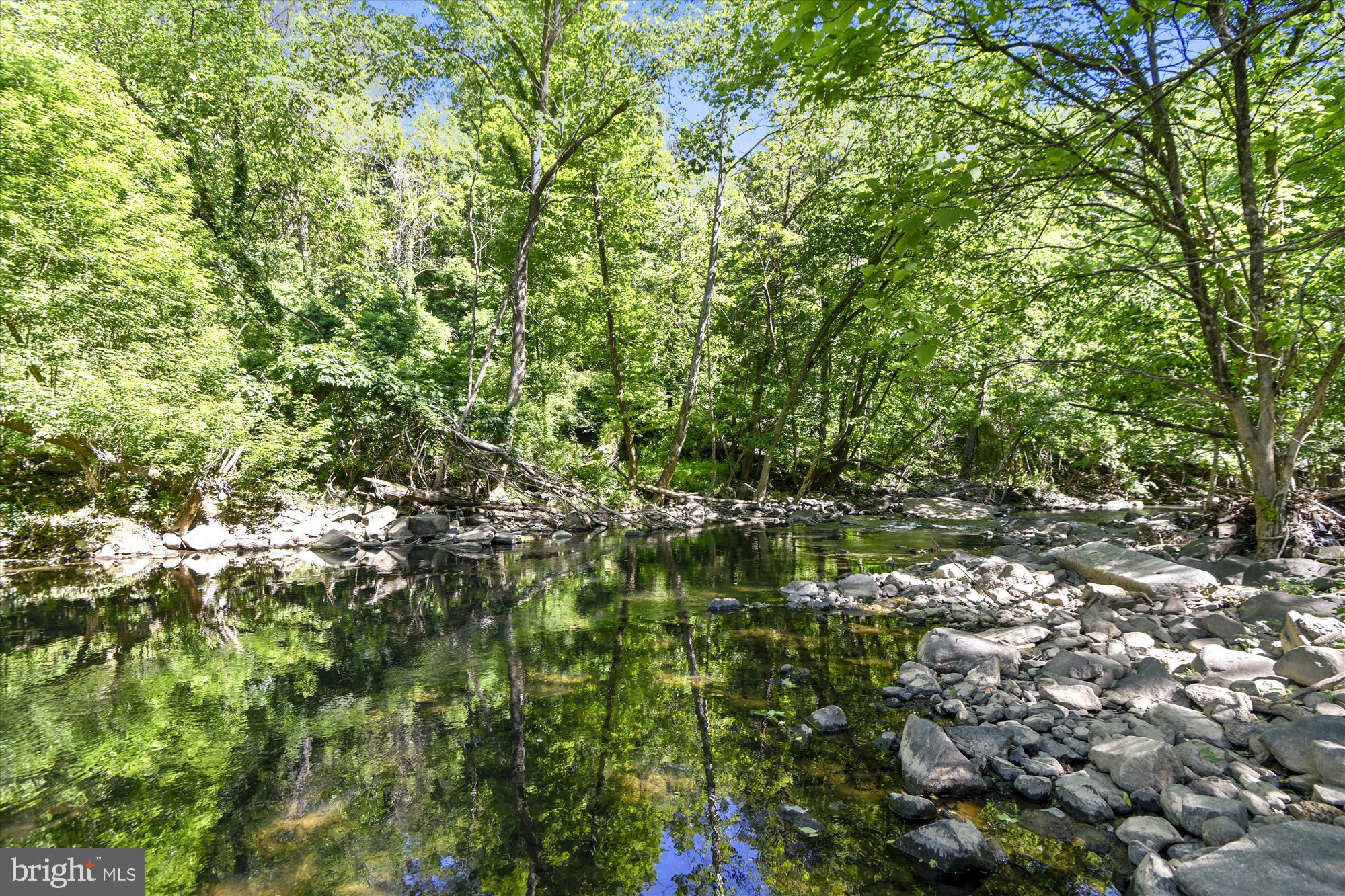 BROAD ACRES - Residential