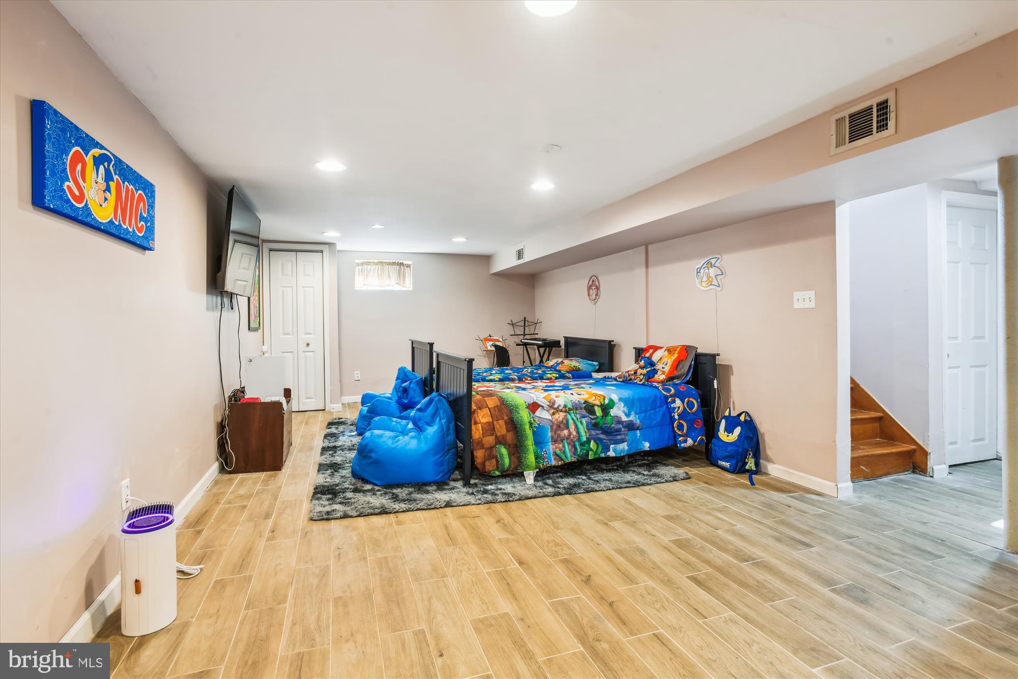 BROAD ACRES - Residential