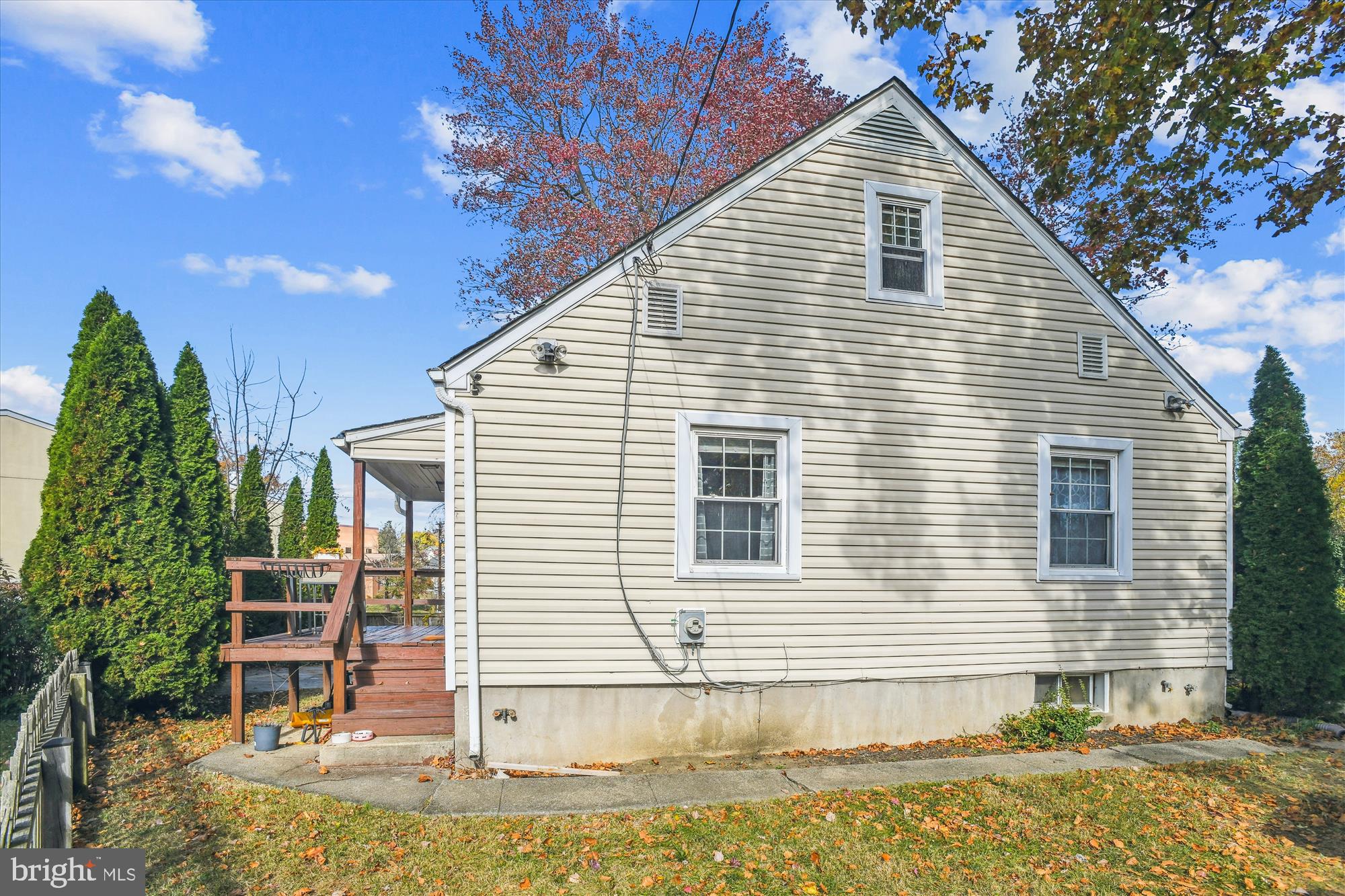 BROAD ACRES - Residential