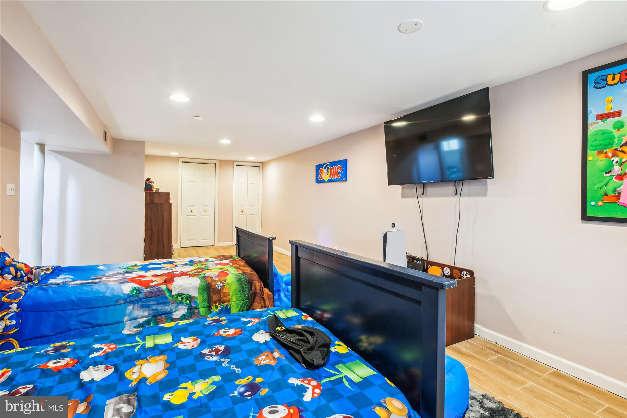 BROAD ACRES - Residential