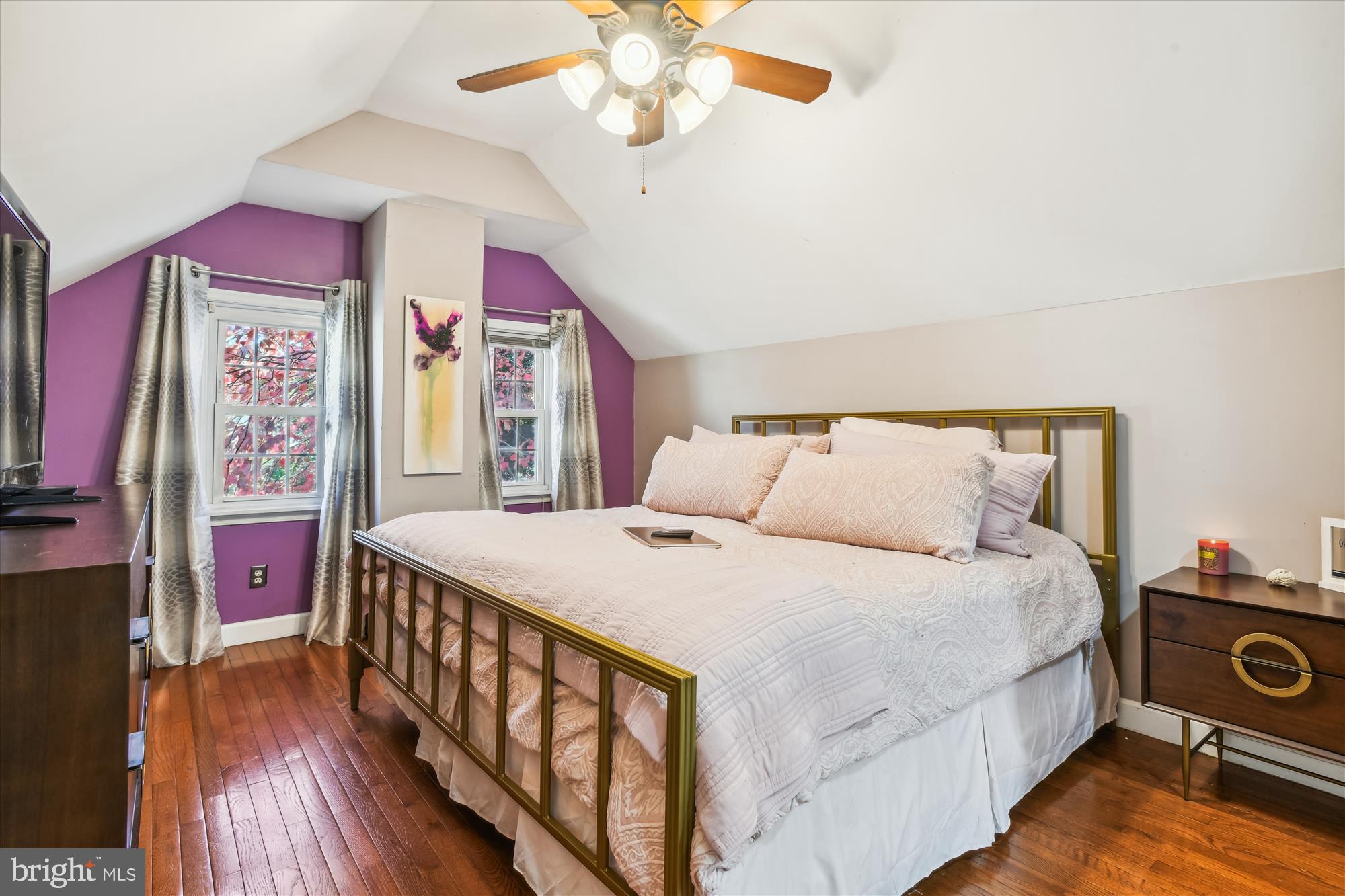 BROAD ACRES - Residential