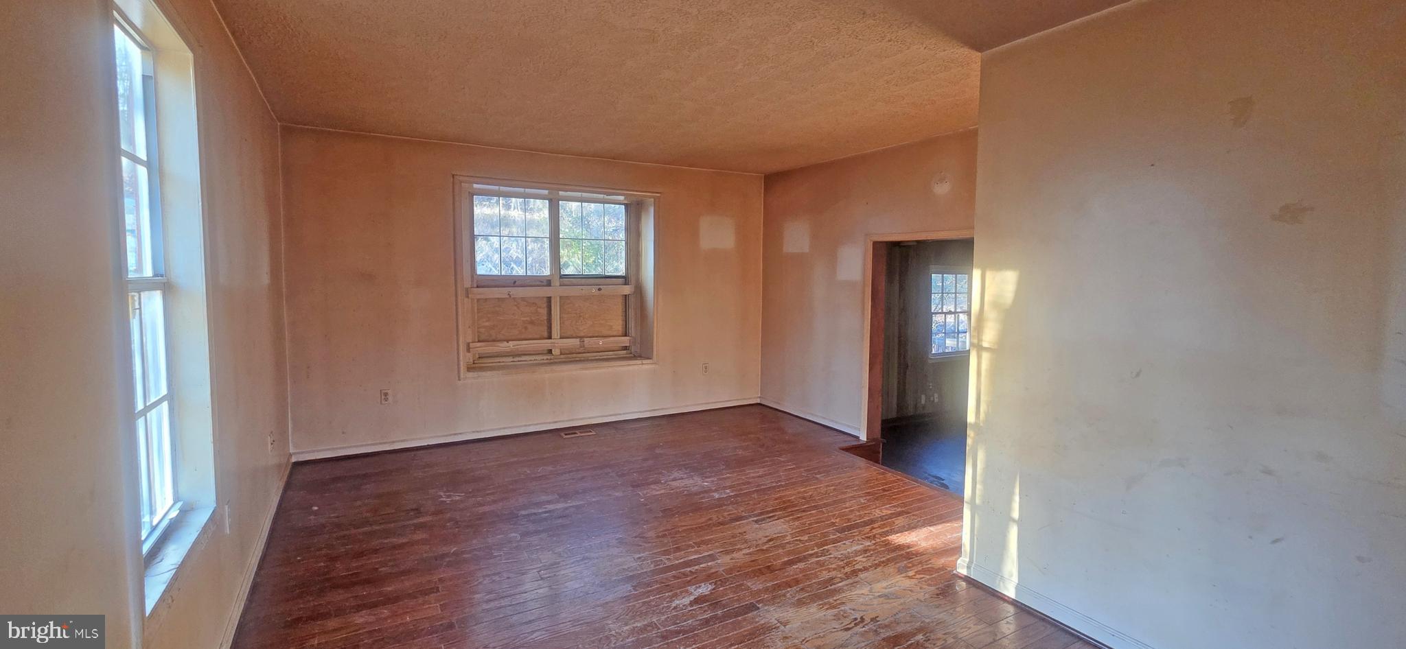 SHEN FARMS MT LAKE - Residential