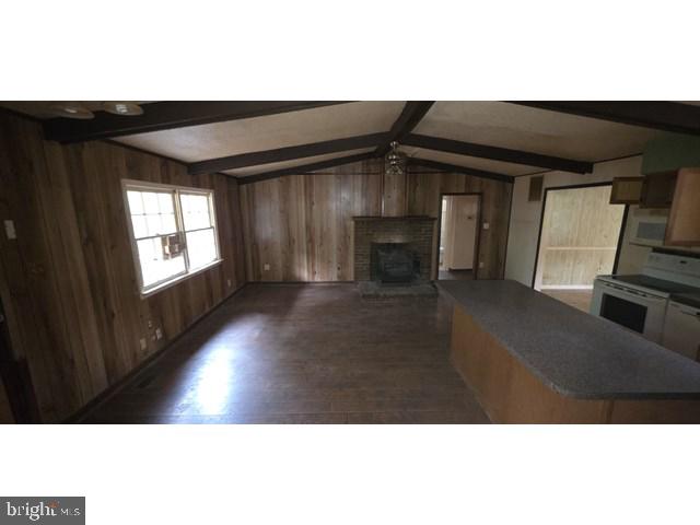 SHEN FARMS MT LAKE - Residential