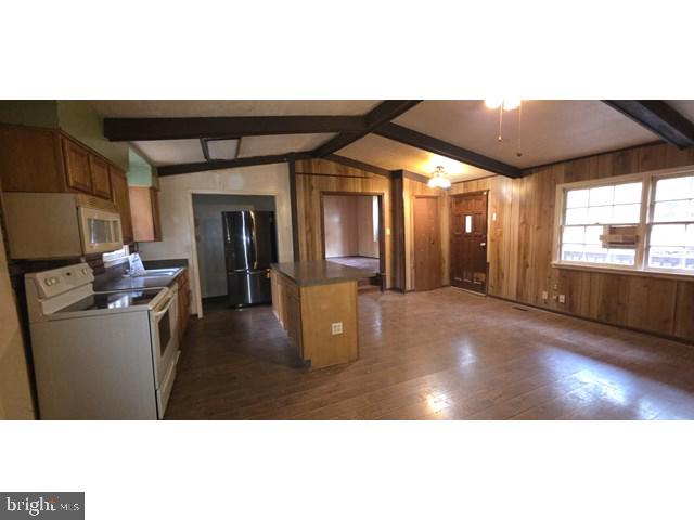 SHEN FARMS MT LAKE - Residential