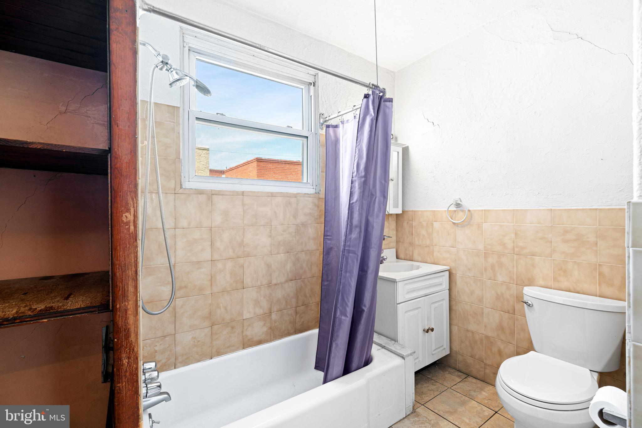 LOWER MOYAMENSING - Residential