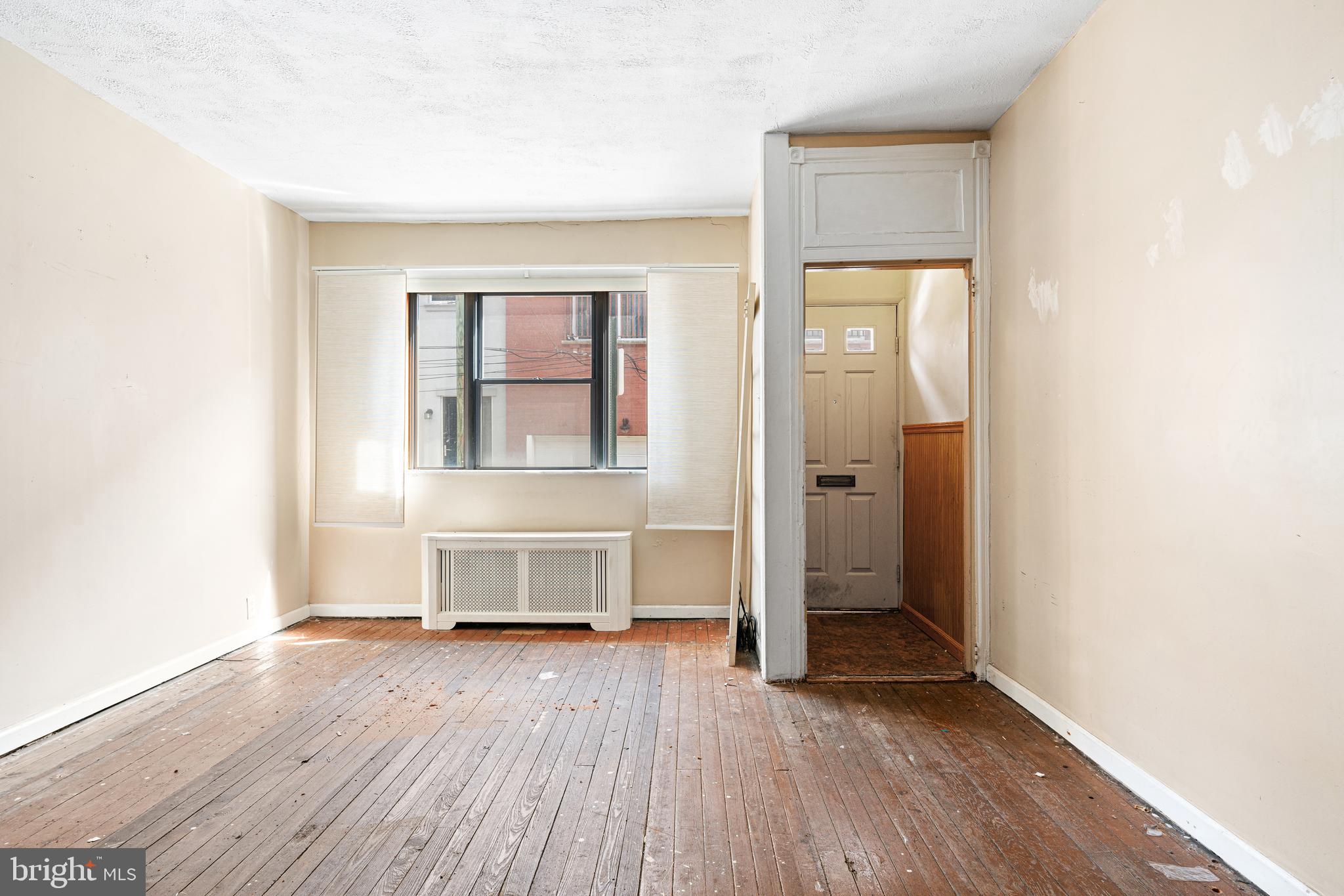 LOWER MOYAMENSING - Residential