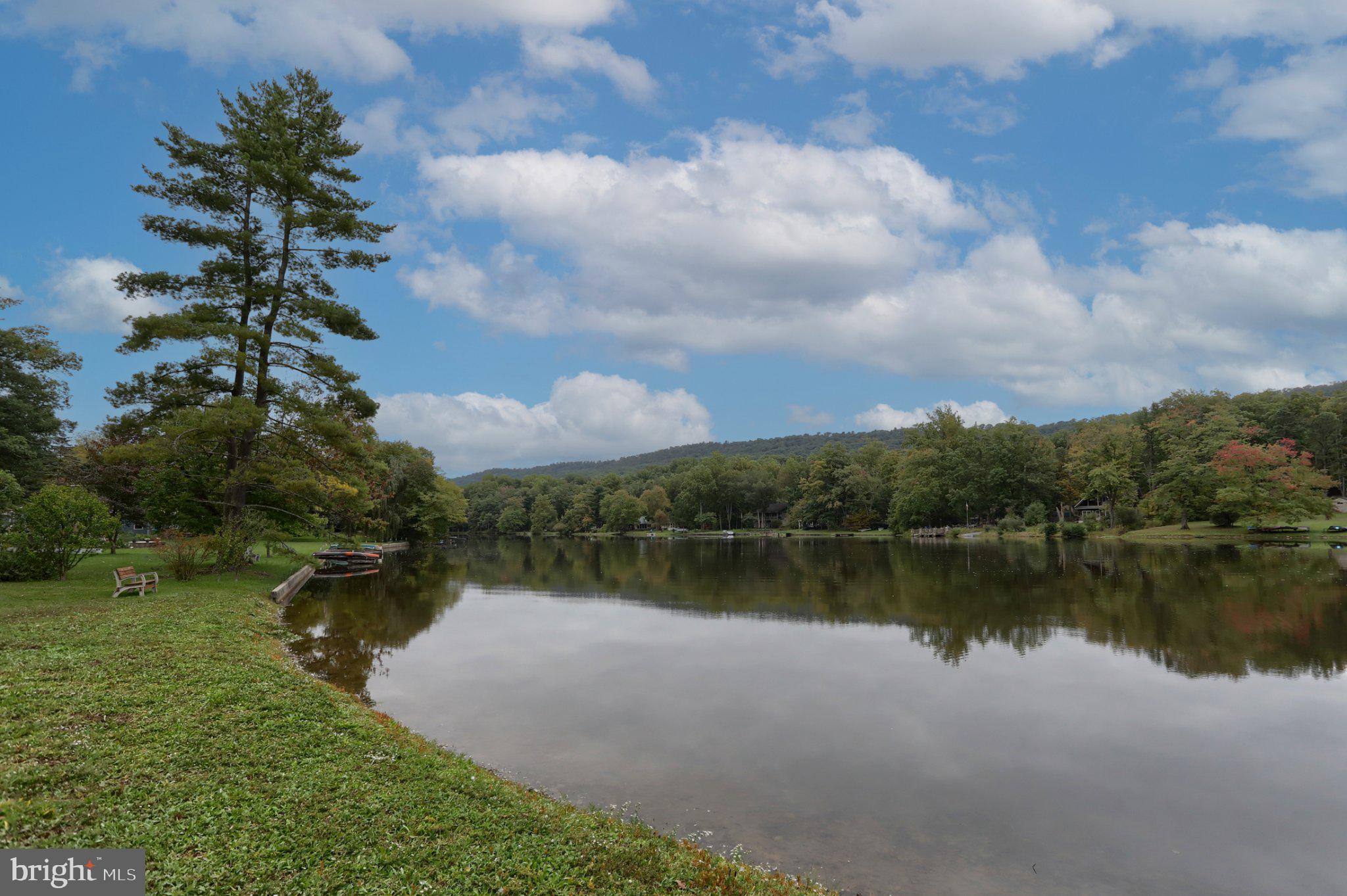 146 LAKESIDE DRIVE