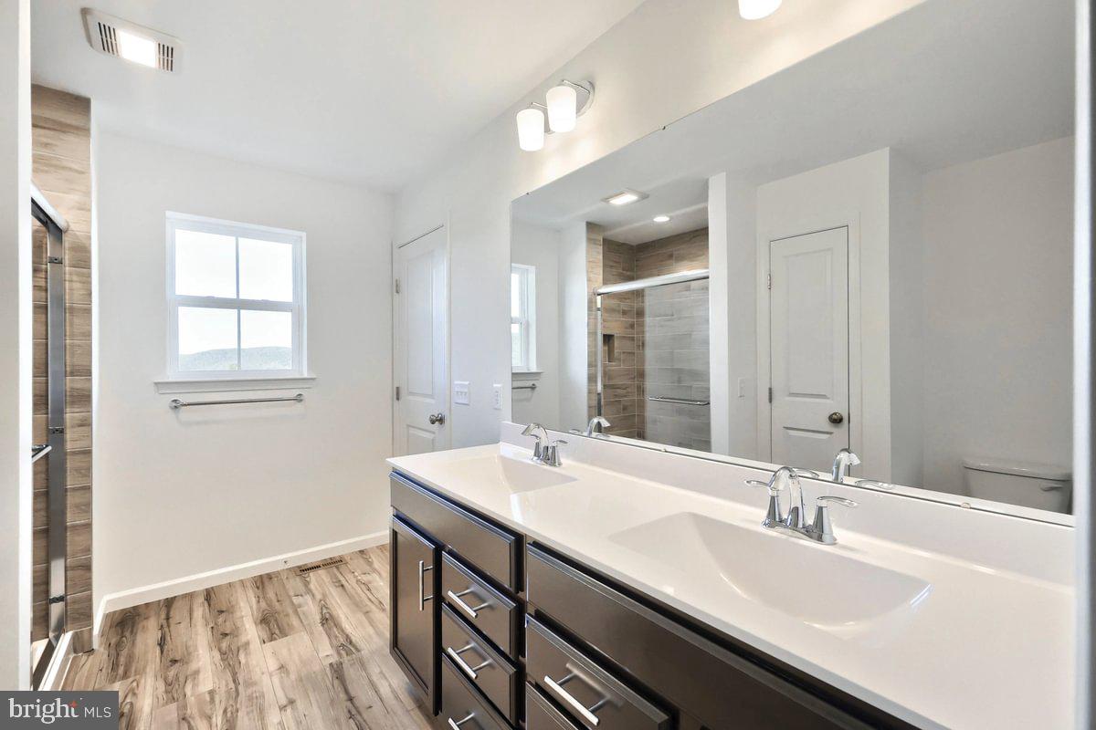 LOGAN GREENE - Residential