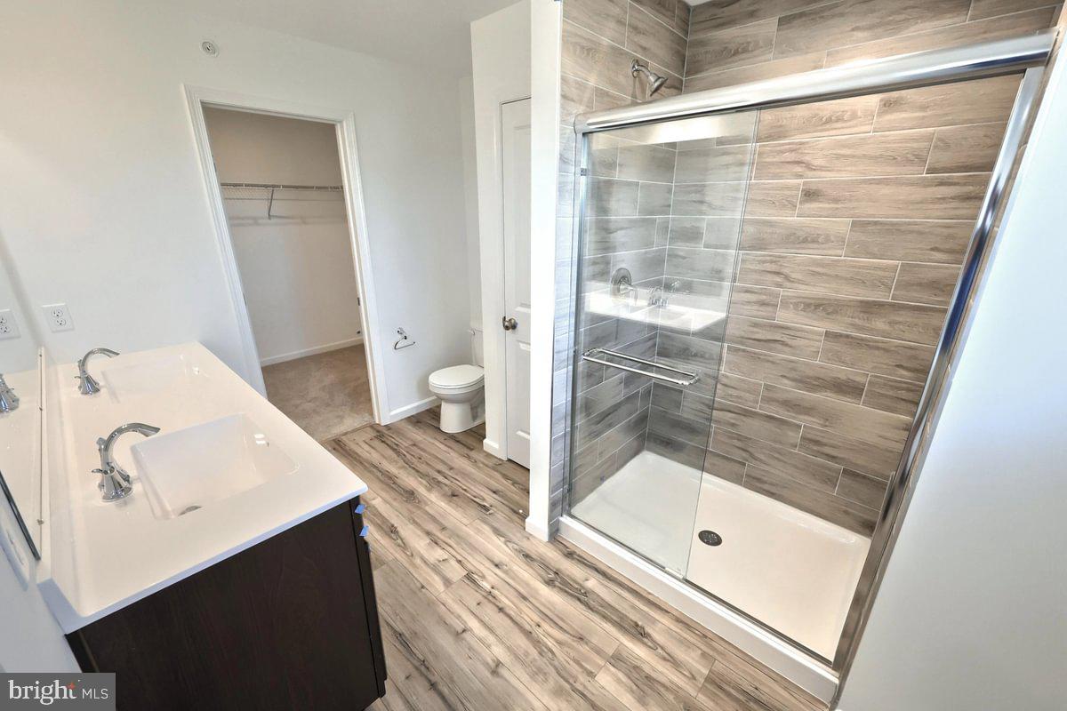 LOGAN GREENE - Residential