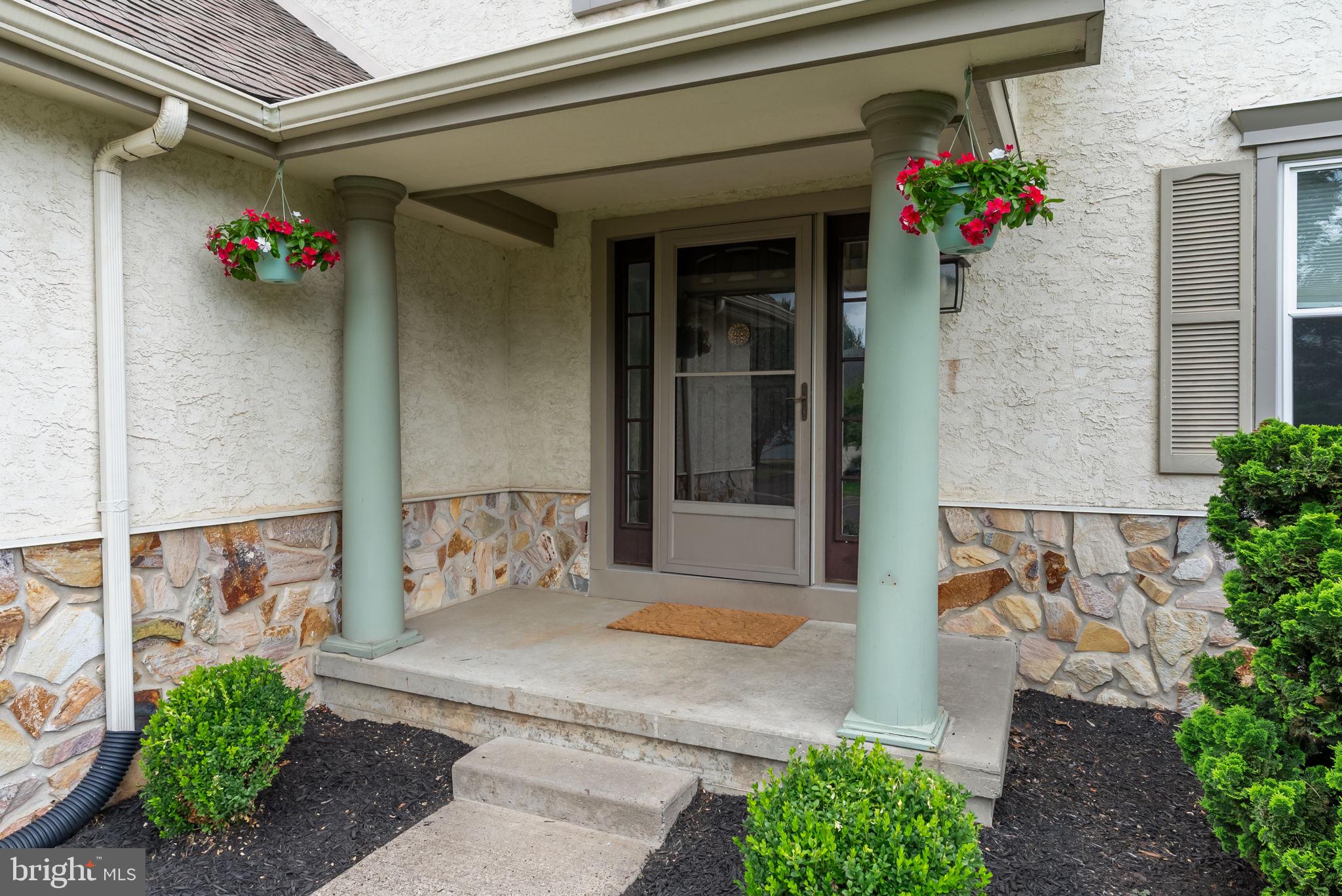 9 BRIDAL ROSE COURT