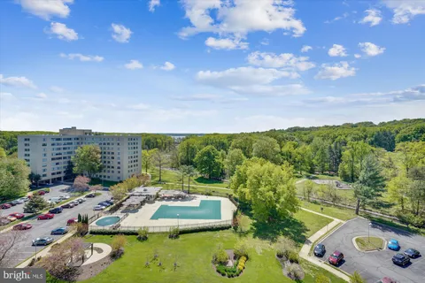 6641 Wakefield Drive Unit 513, Alexandria, VA MLS: VAFX2228236