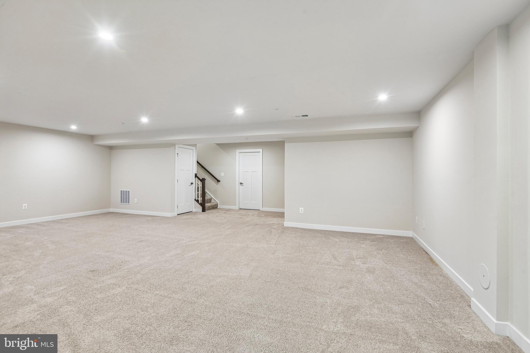 GREENLEIGH AT CROSSROADS - Residential