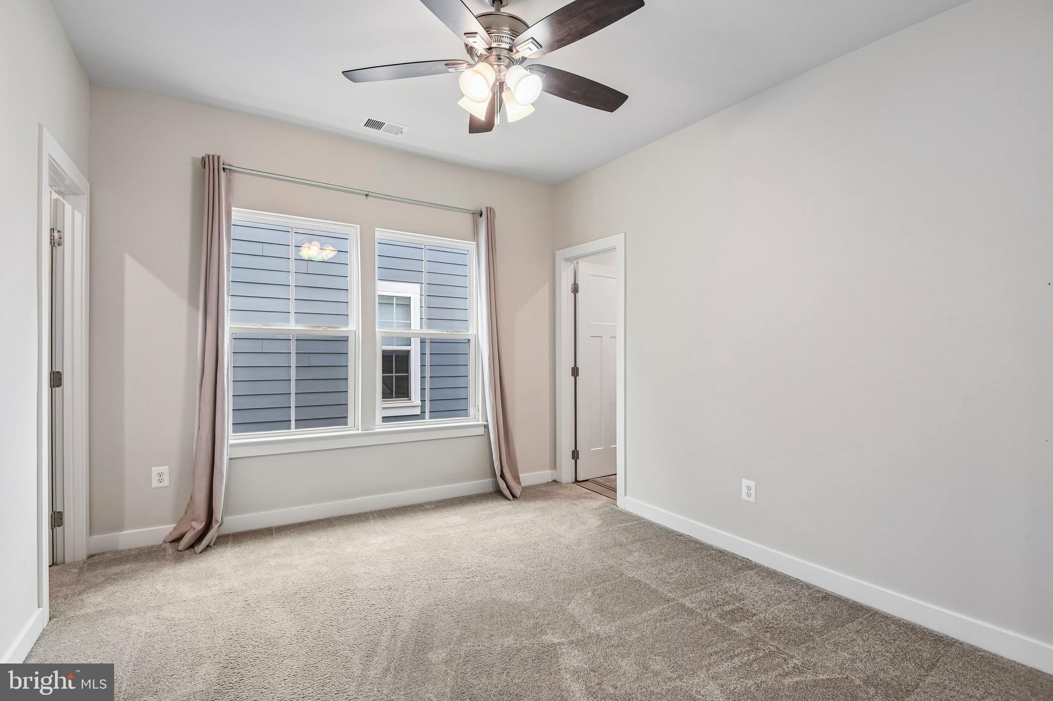 GREENLEIGH AT CROSSROADS - Residential