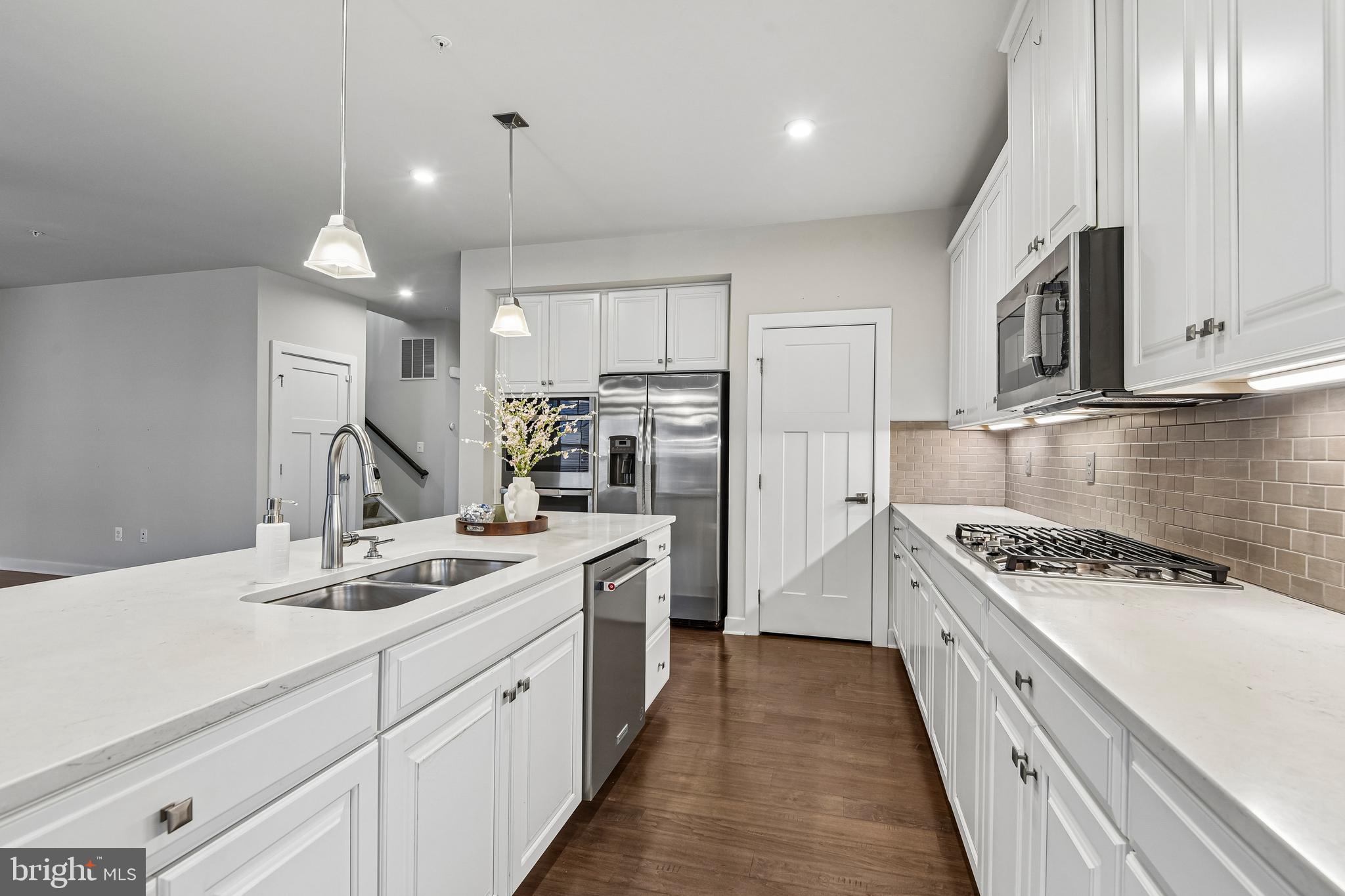 GREENLEIGH AT CROSSROADS - Residential