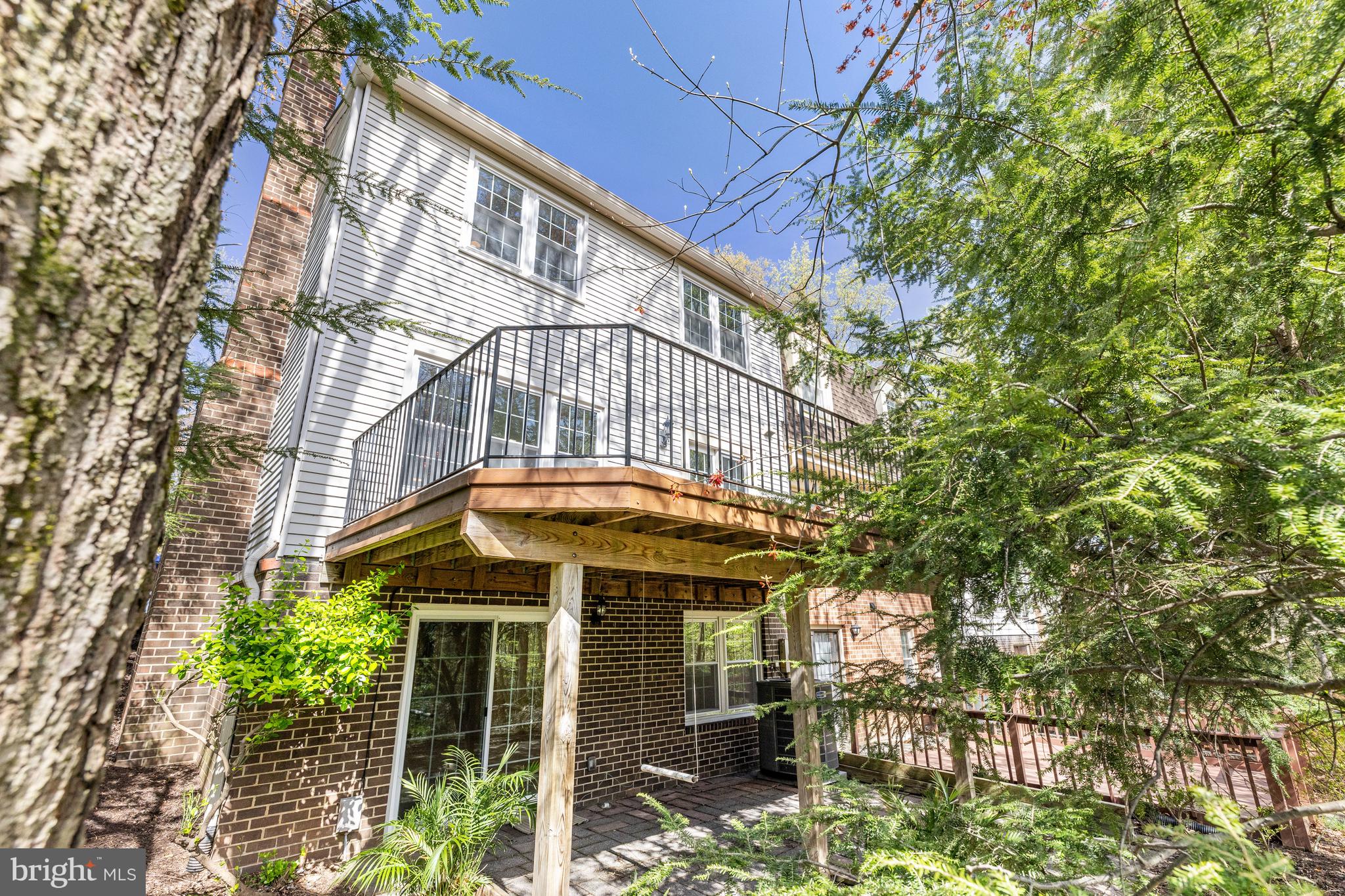 COLONIAL GREEN - Residential