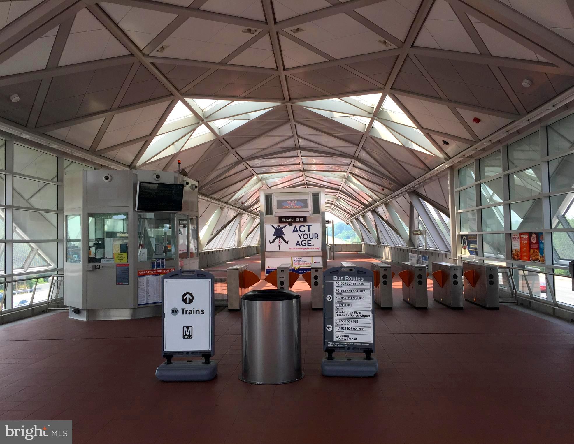 COLONIAL GREEN - Residential