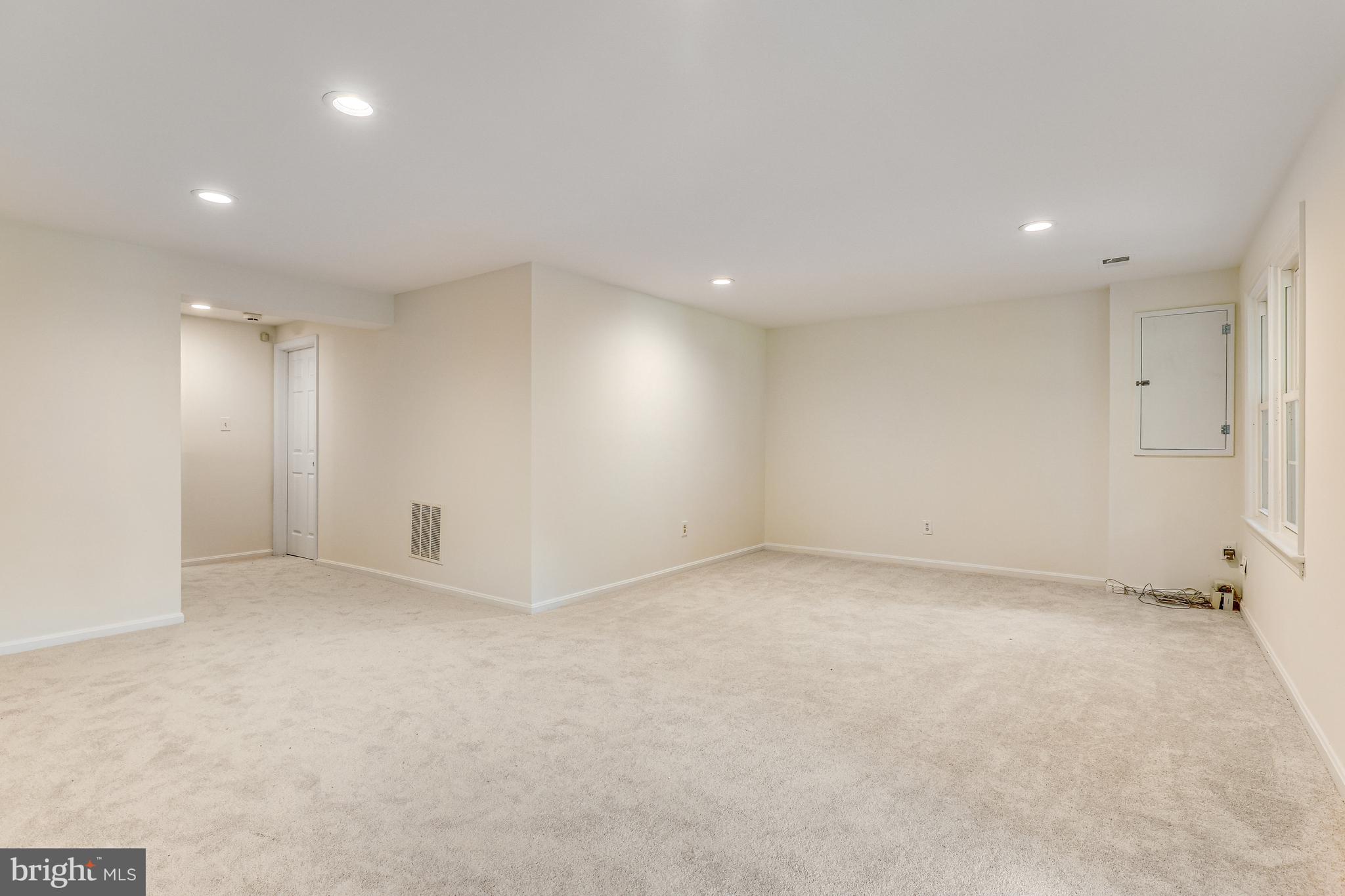 COLONIAL GREEN - Residential