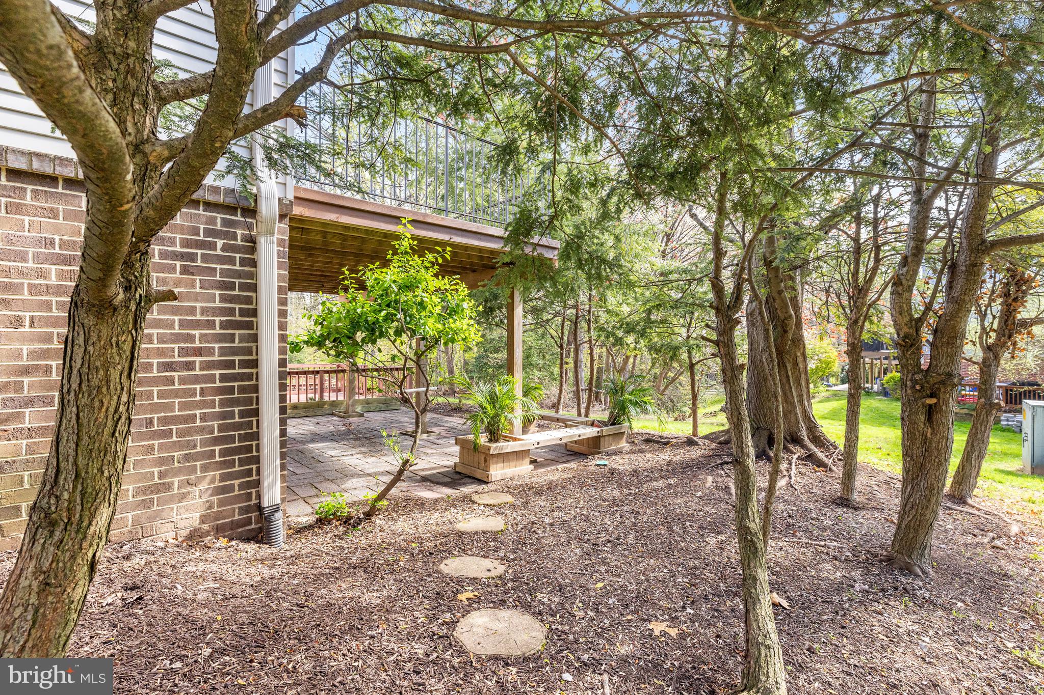 COLONIAL GREEN - Residential