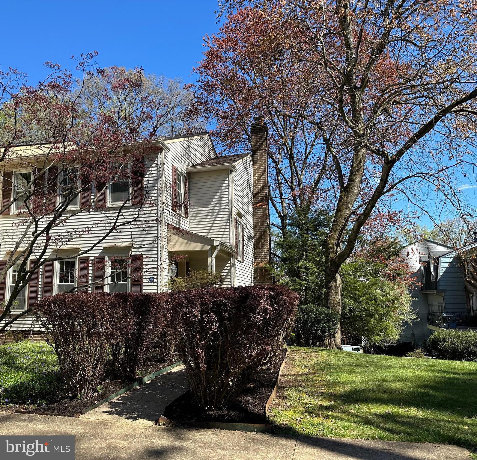 COLONIAL GREEN - Residential