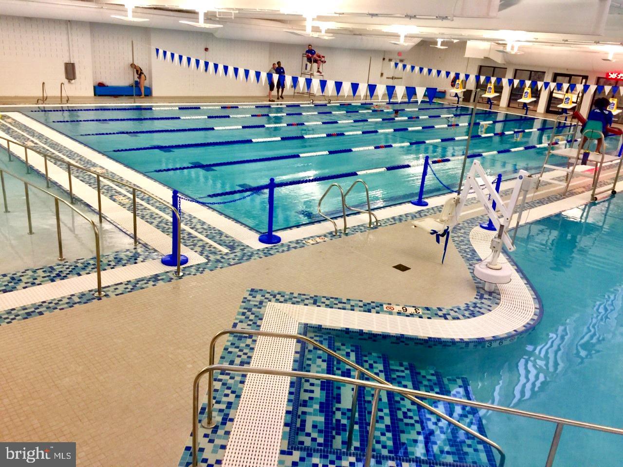 COLONIAL GREEN - Residential