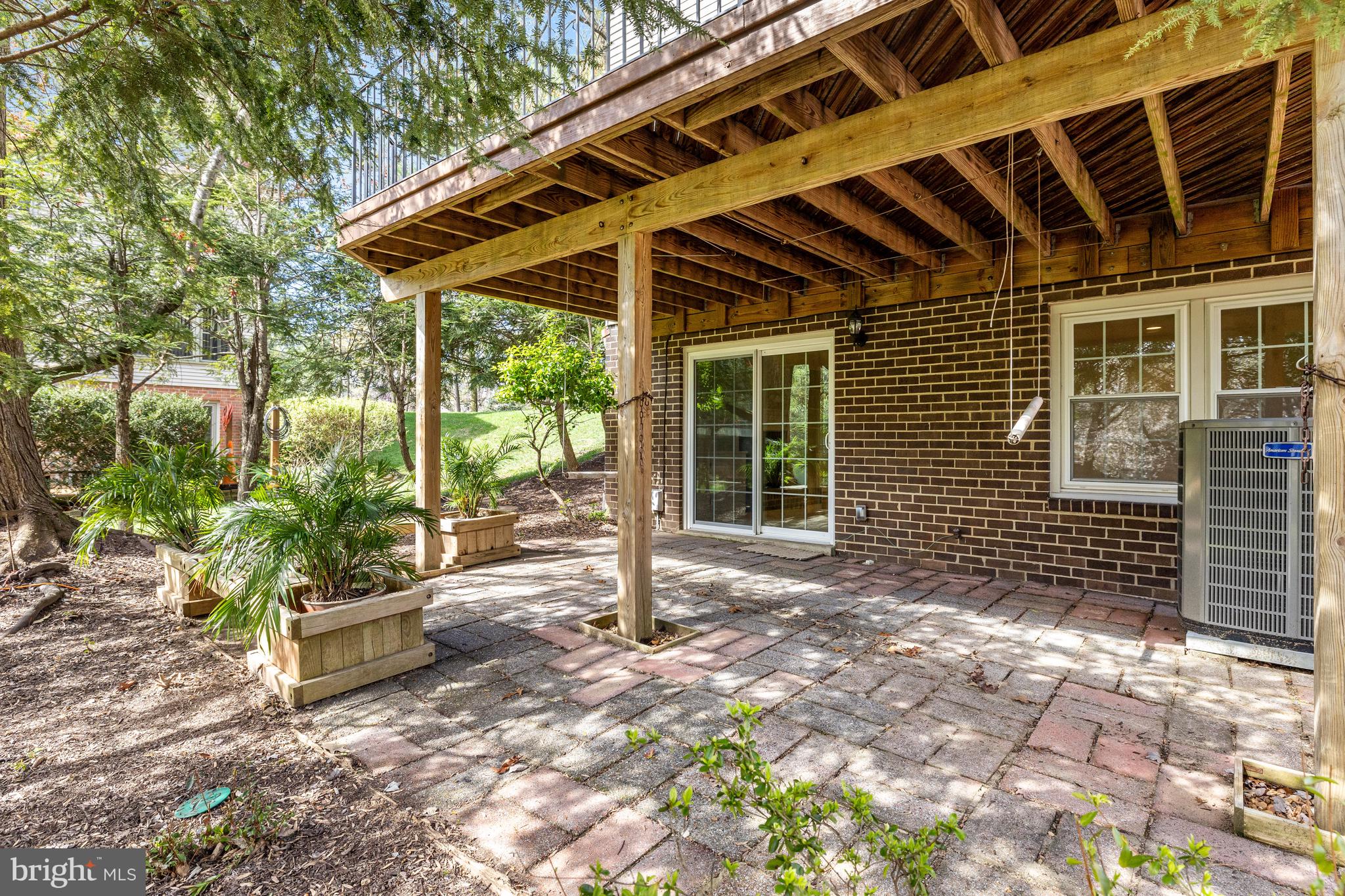 COLONIAL GREEN - Residential