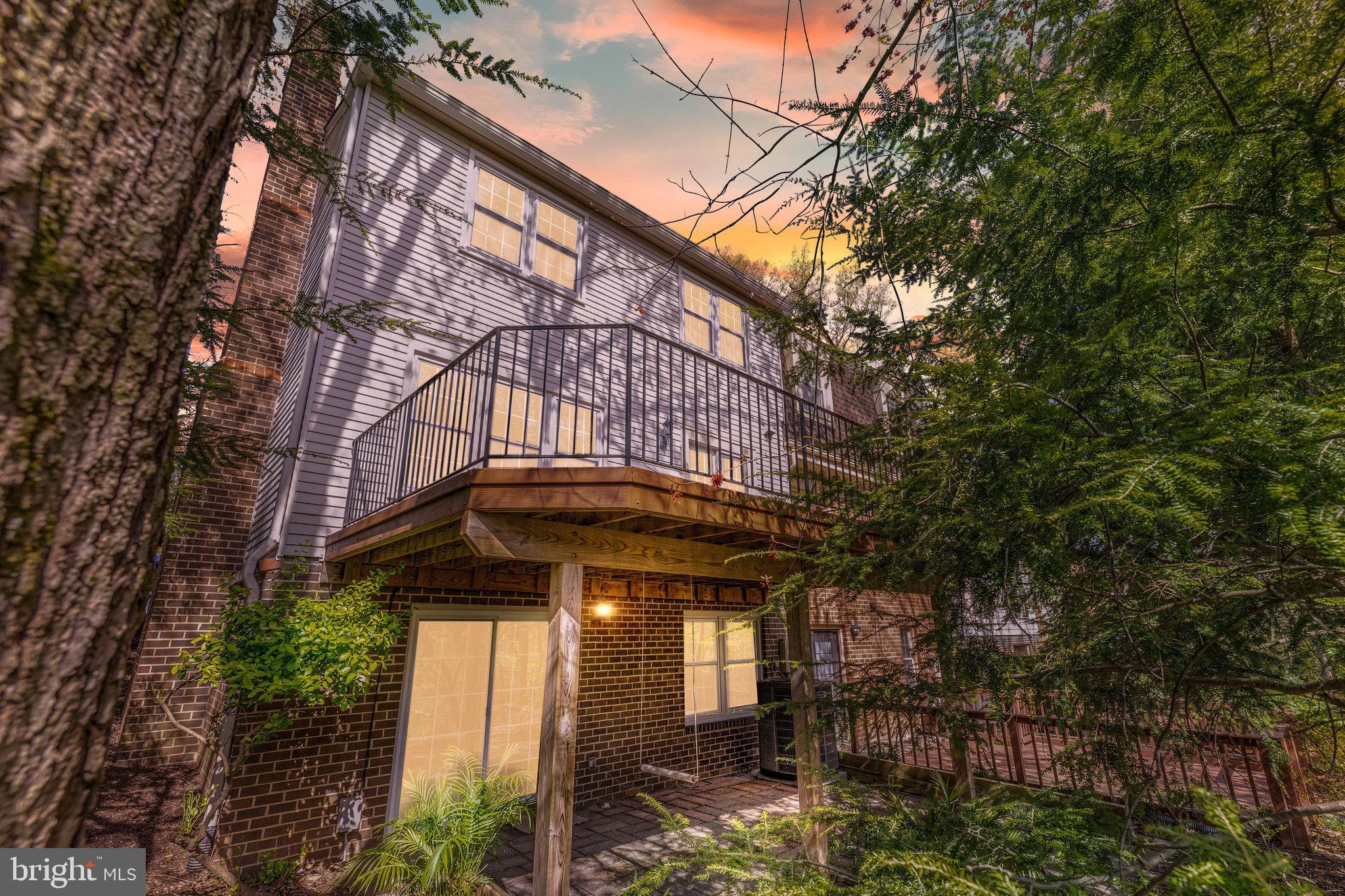 COLONIAL GREEN - Residential