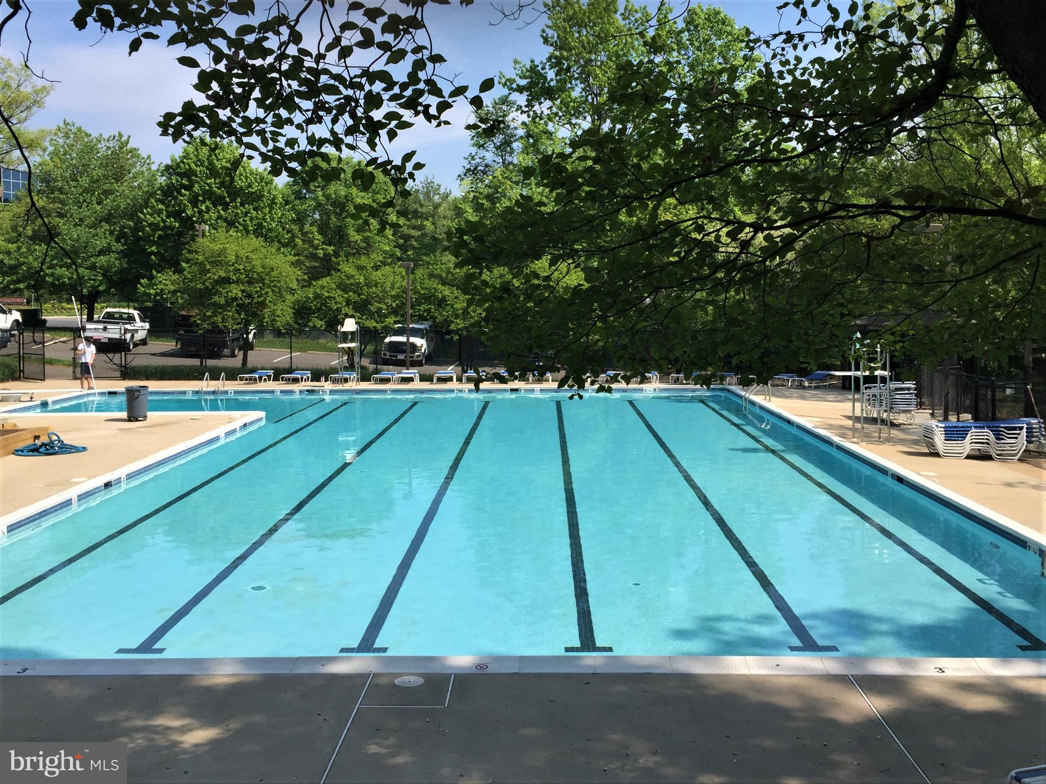 COLONIAL GREEN - Residential