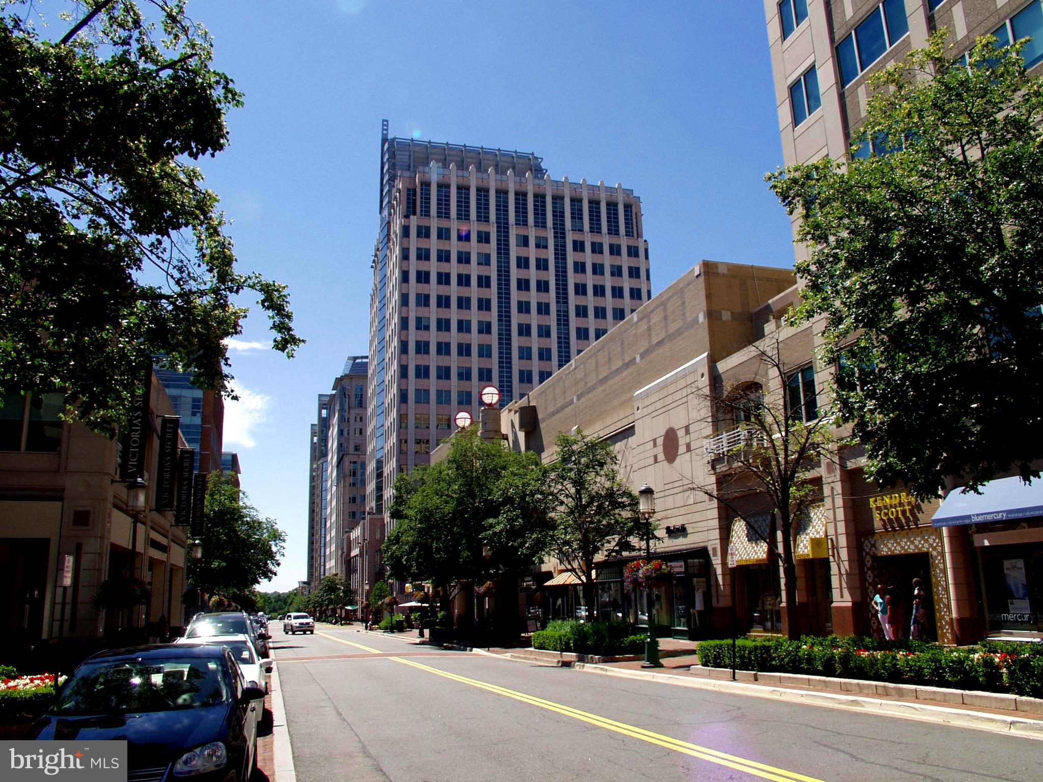 COLONIAL GREEN - Residential