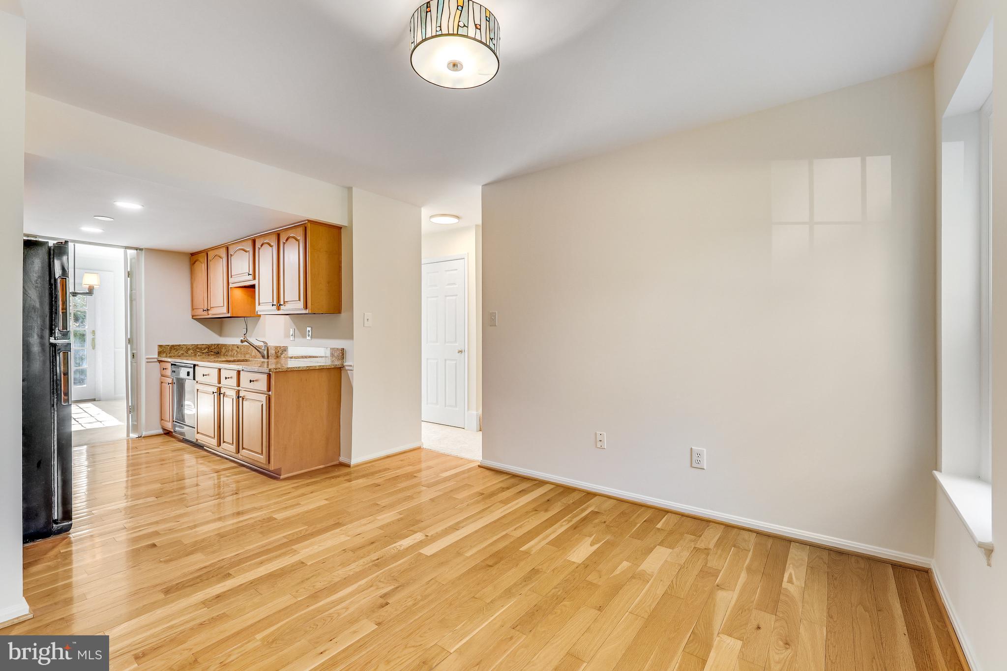 COLONIAL GREEN - Residential