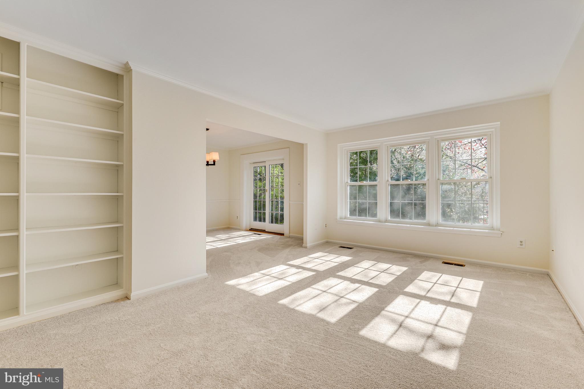 COLONIAL GREEN - Residential