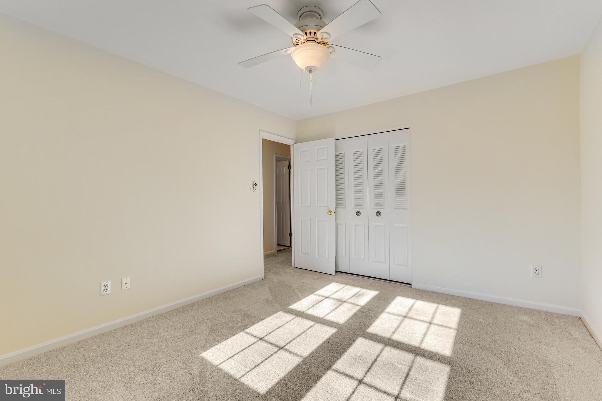 COLONIAL GREEN - Residential