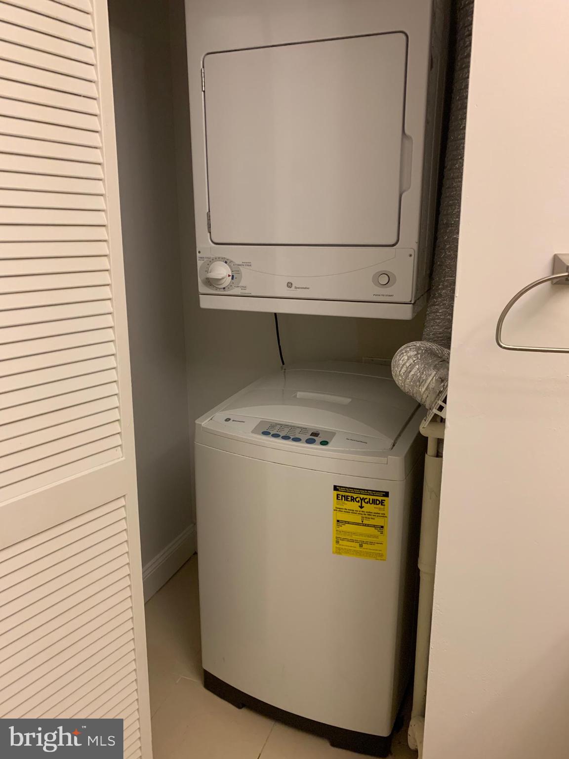 FITLER SQUARE - Residential Lease