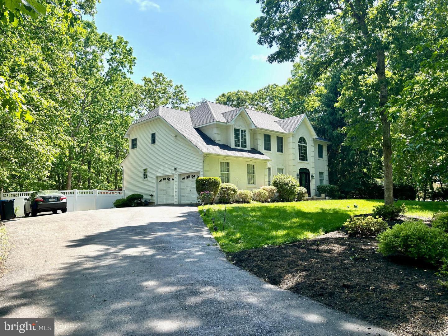 95 STRAWBERRY DRIVE