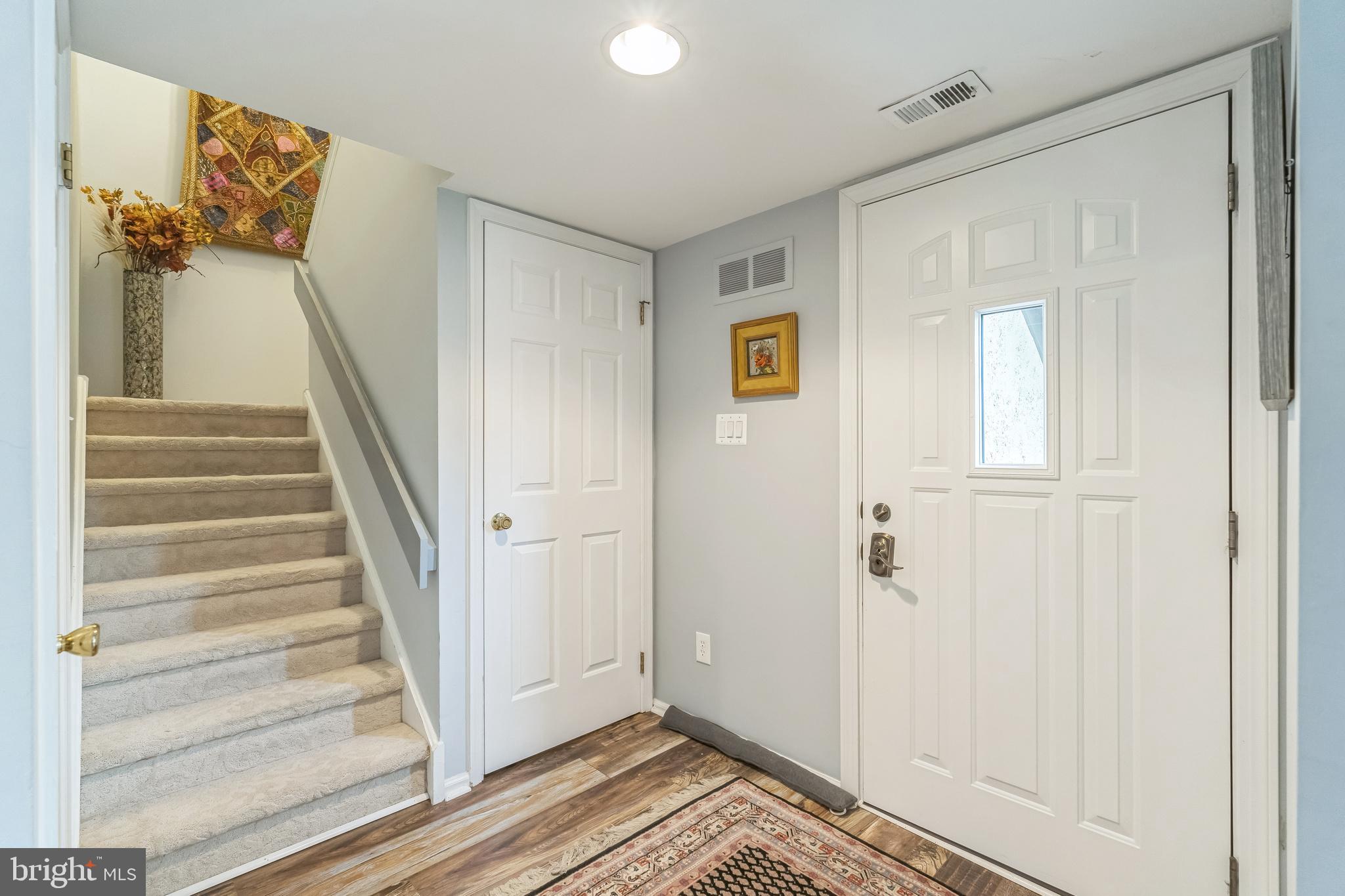 87 GOLF CLUB DRIVE