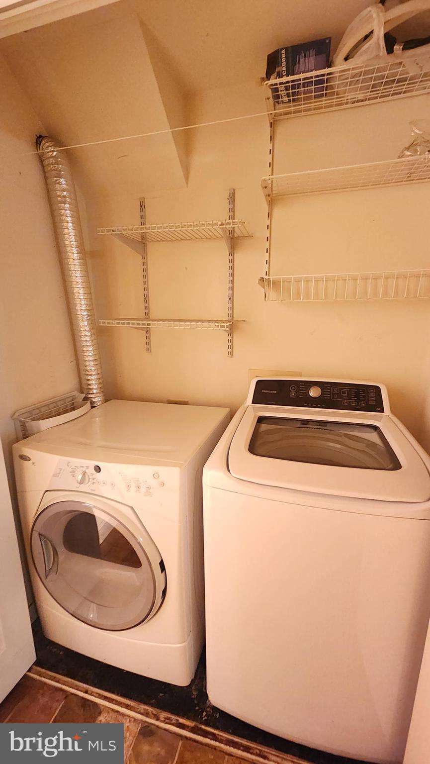 KINGSTOWNE - Residential