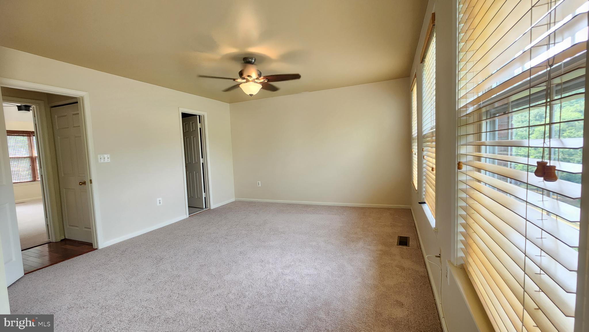 KINGSTOWNE - Residential